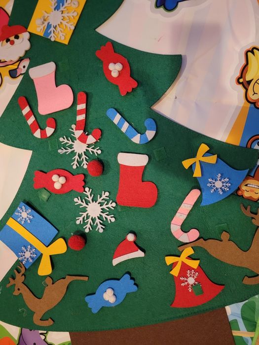 Brad de Crăciun fetru 24 accesorii confecționat manual