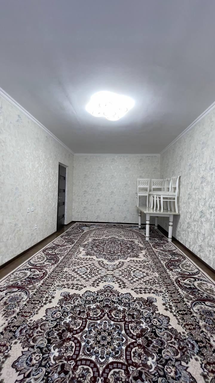3-xonali 4-qavatda kvartira sotiladi.
5-qavatli g'ishtli dom.
Narx: 43