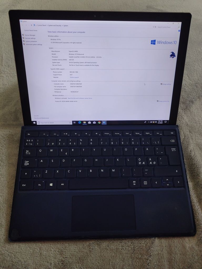 Surface pro 4 256gb, i5 6300u, 8gb ram, sticla sparta intr-un colt