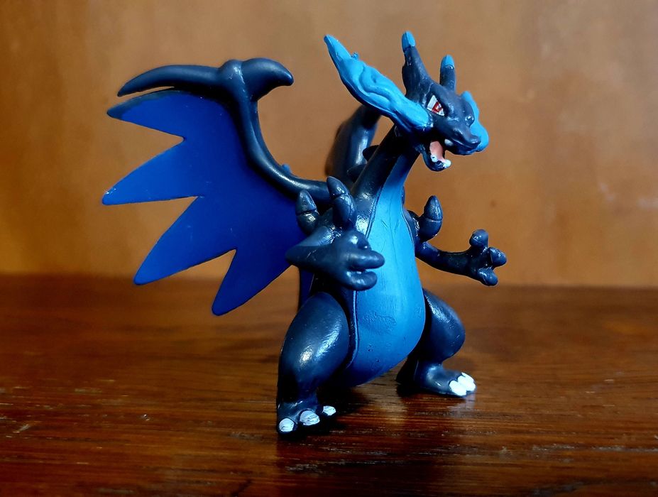 Figurine Pokemon: Charizard, MegaCharizard, Charmeleon