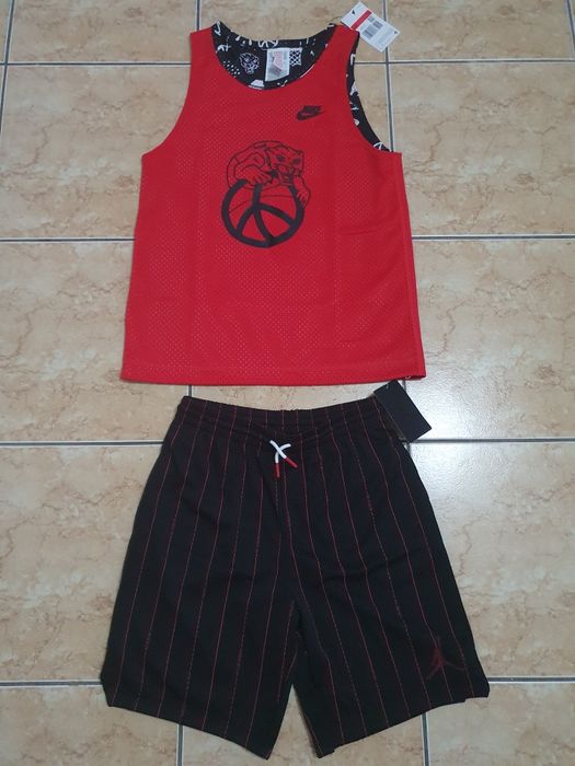 Compleu baschet Nike Jordan copii L NOU