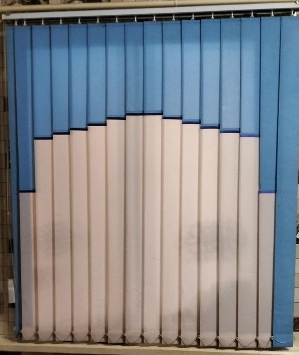 Жалюзи  Б/У для окон