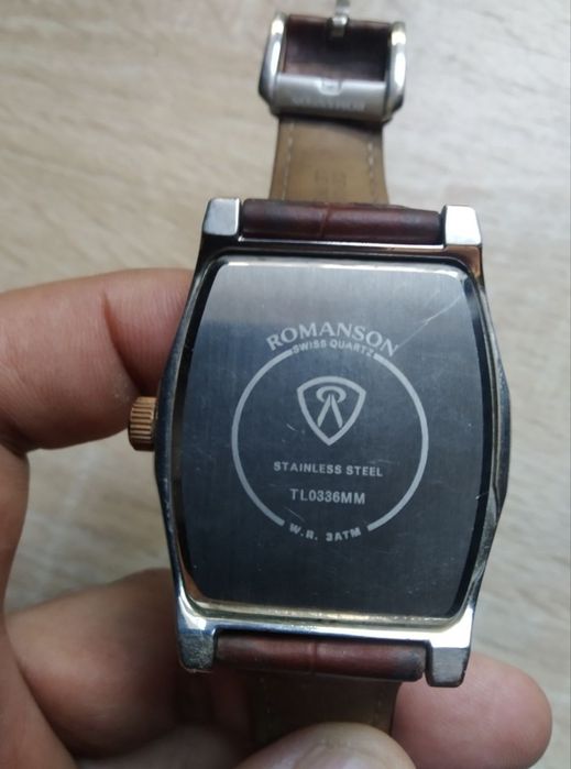 Продаются часы ROMANSON...