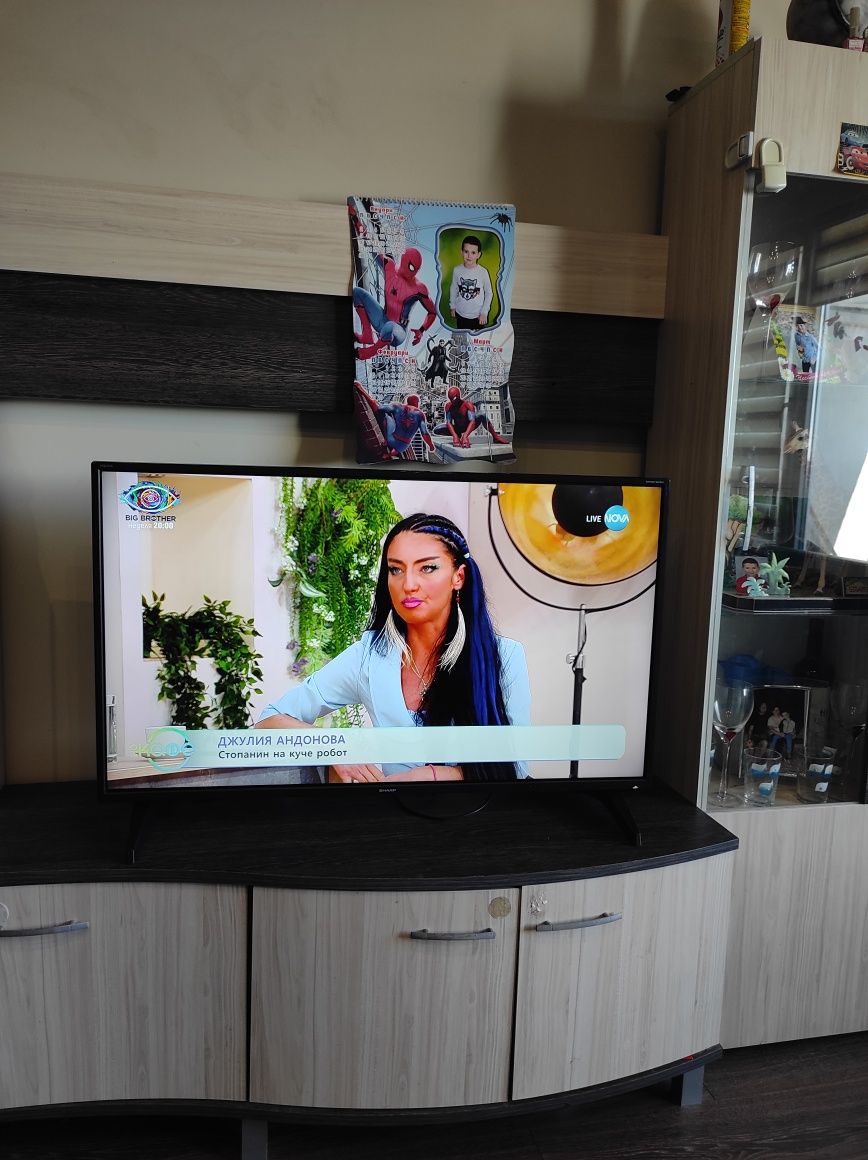 Смарт Телевизор SHARP 40 инча Android Ultra HD 4K