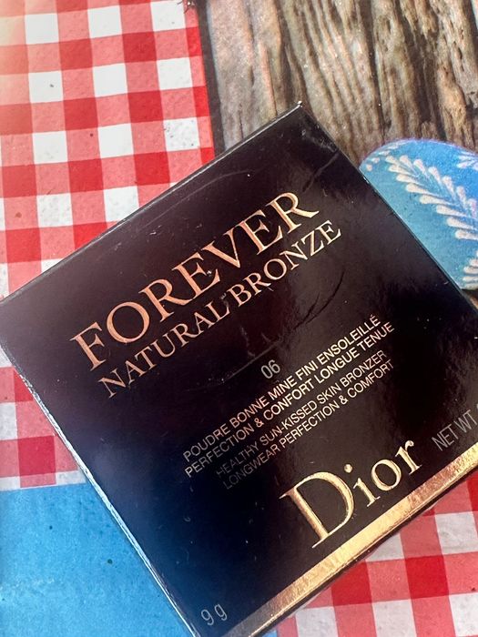 Fonduri de ten Dior plus alte cosmetice