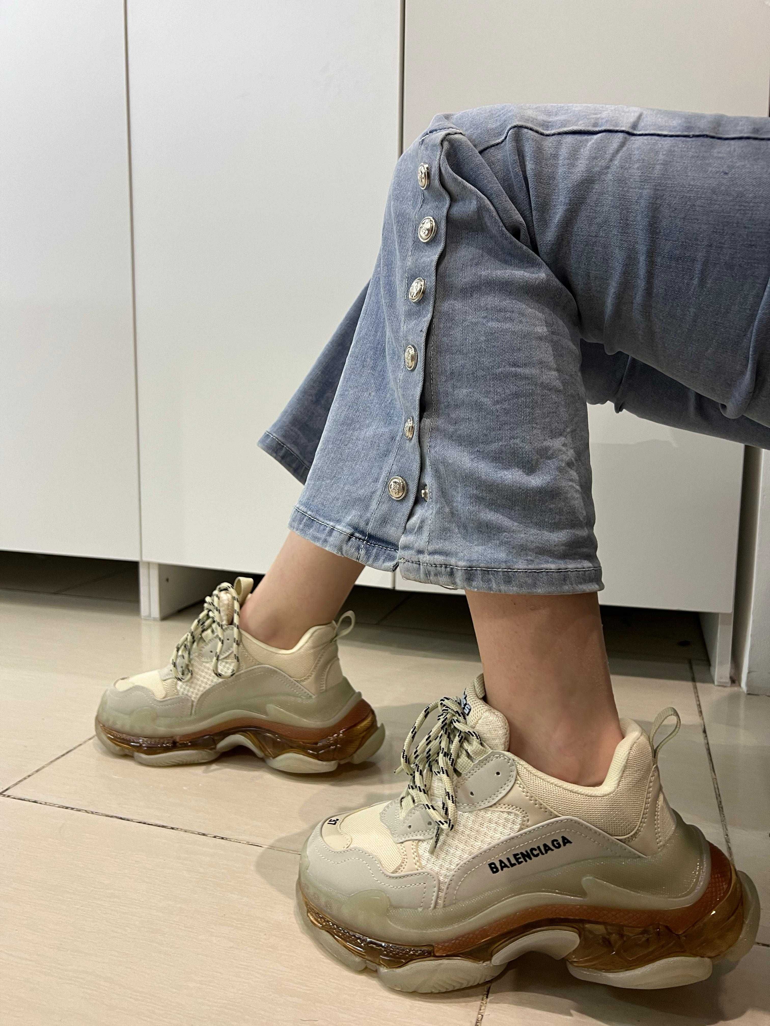 Balenciaga Triple S. Кроссовки