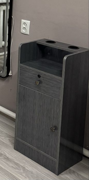 Помощник для парикмахера