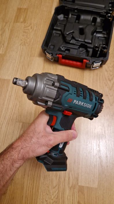 Pistol roti cu impact Parkside 20V 400Nm