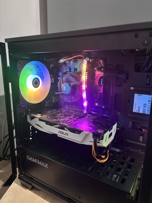 Vand Pc gaming i3 10100f