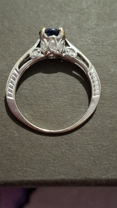 Inel aur 14k cu safir si diamante