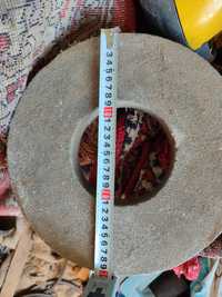 Продам точильный камень, круг, 2 вида, размер разный
