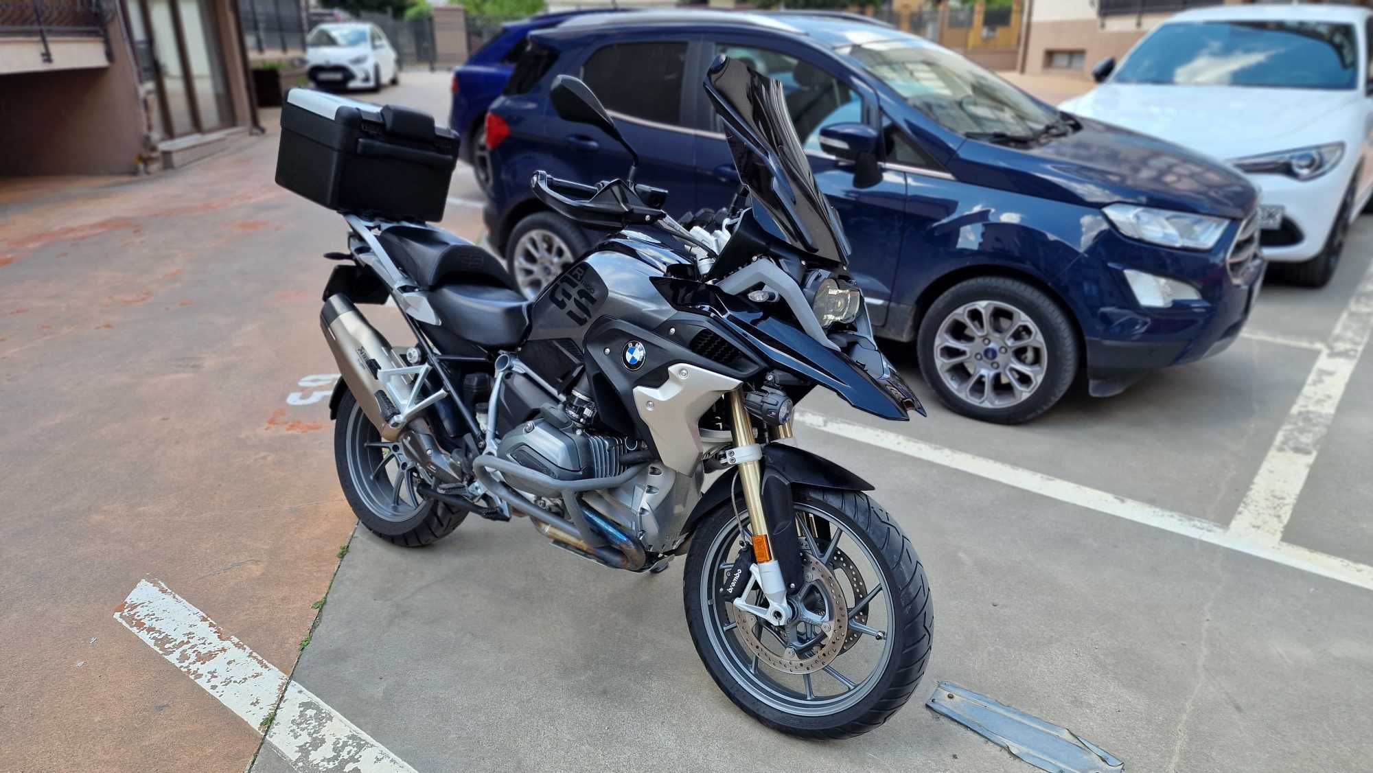 BMW R1200GS LC, Navi VI, Akrapovic, 2017