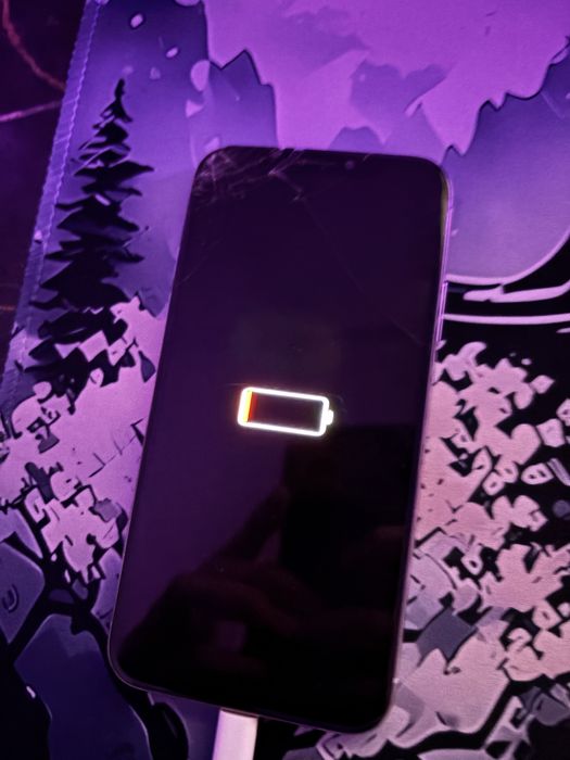 Айфон x продаеться срочно жасап алам десендер коробкасымен тур