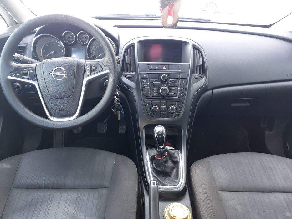 Schimb Opel Astra J / Cu tractor  japonez