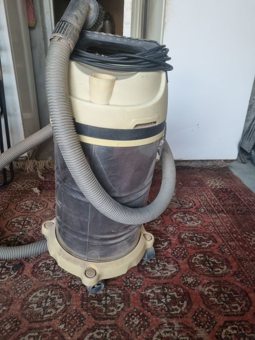 Moyka aparat bilan chang yutgich sotiladi.