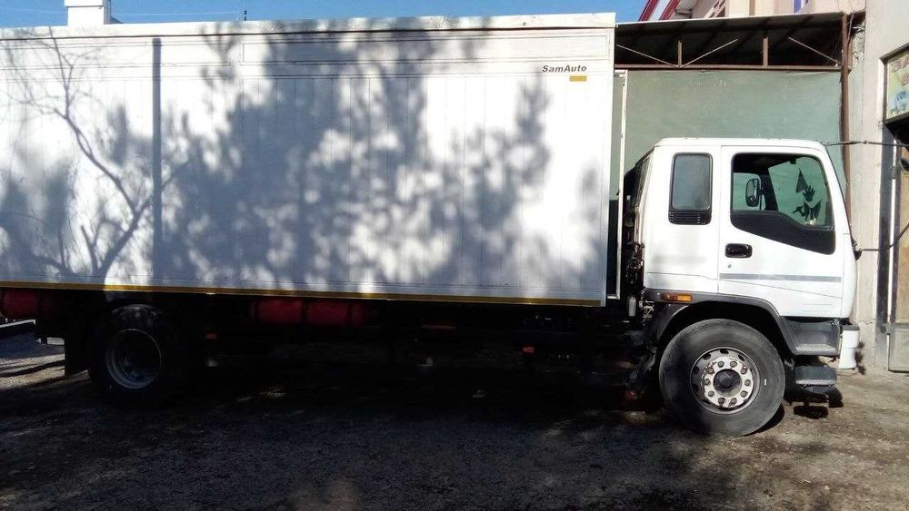 ISUZU  срочно сотилади