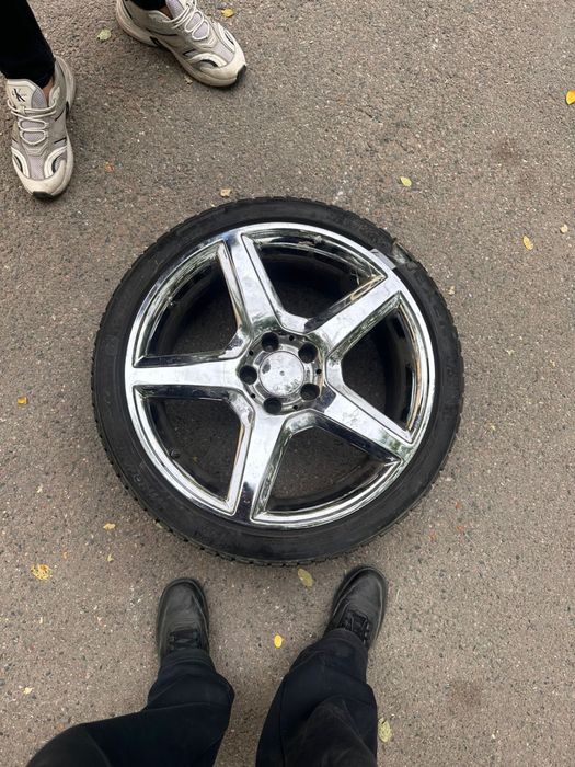 Продам диски на Мерседес