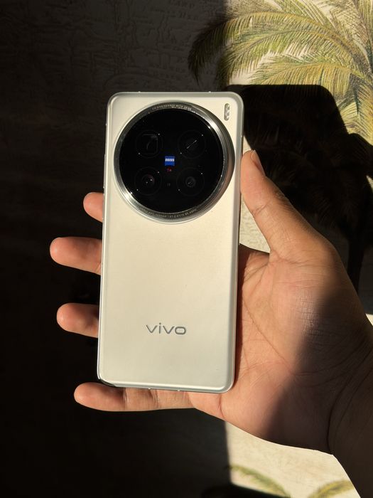 Vivo x200pro 16/512 в хорошем состочнии 95акб