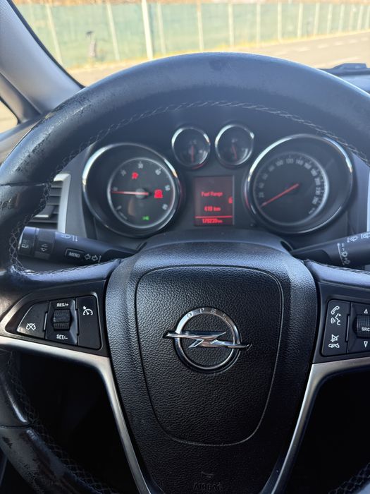 Vand opel astra 2012