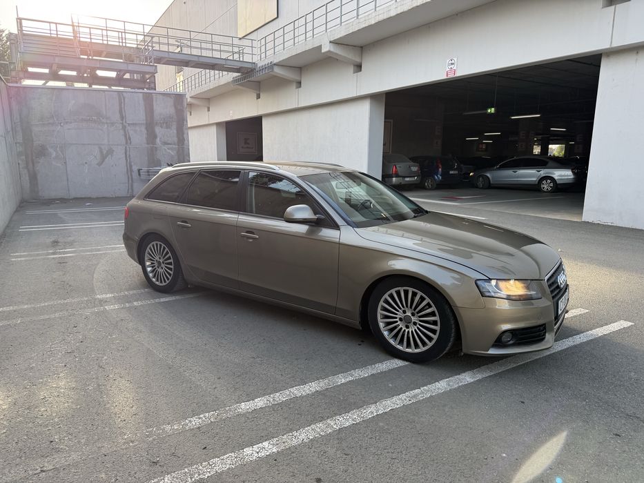 Vand Audi ~A4 ~B8 S-Line 2.0 TDI ~146 cp An 2009