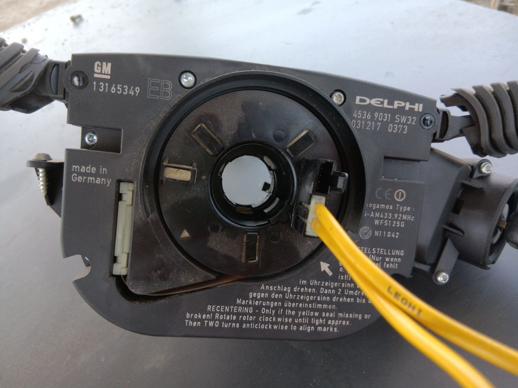 Лостчета за мигачи и чистачки с лентов кабел Opel Signum 3.0 2004г