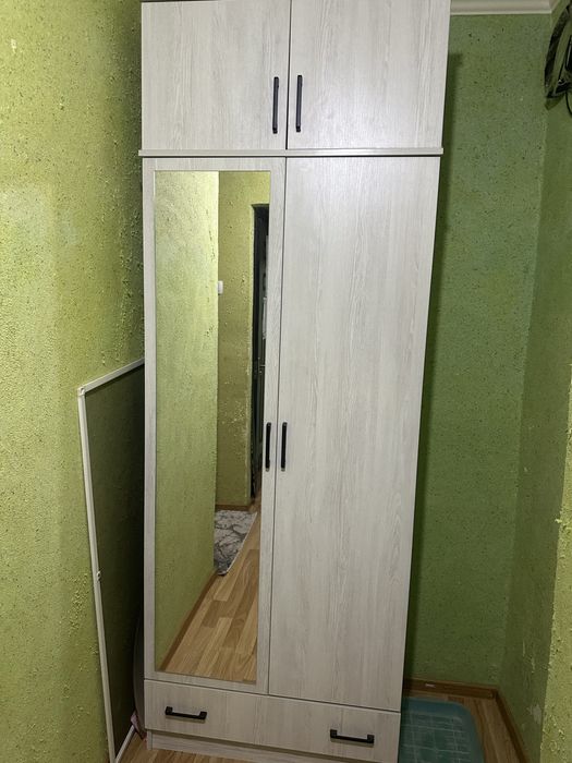 Шкаф новый срочно продаю