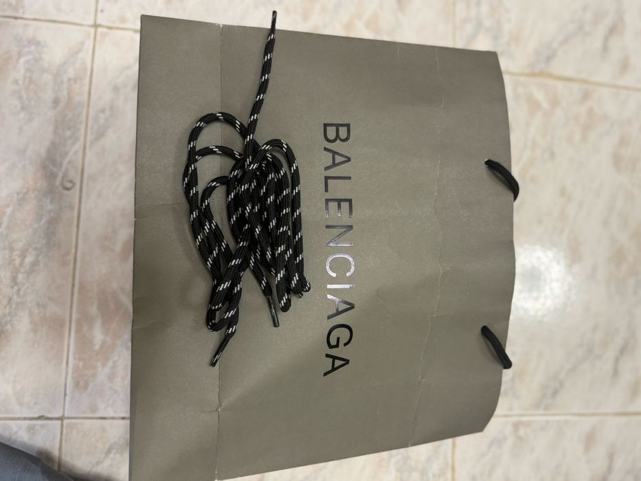 Обувки Balenciaga Triple s