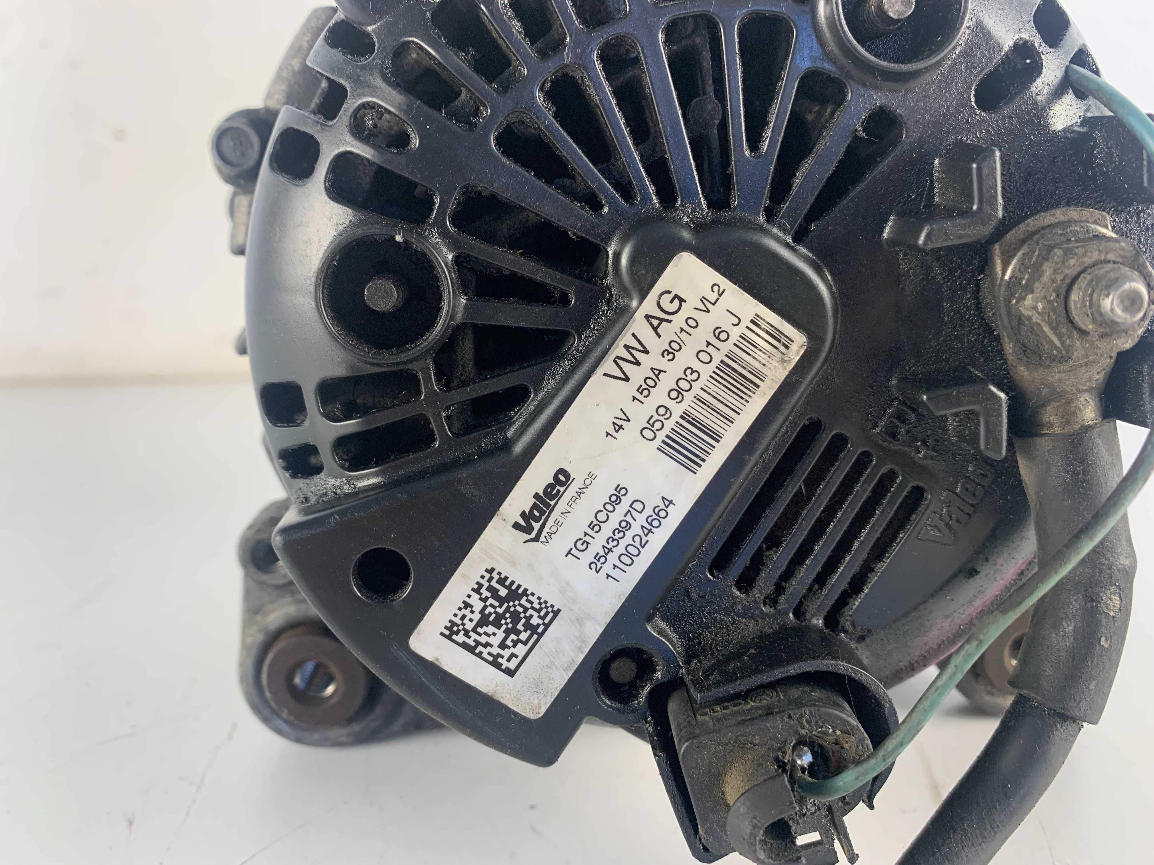 Генератор Audi A5 8T A4 B8/8K (11-16)г. 150Аh