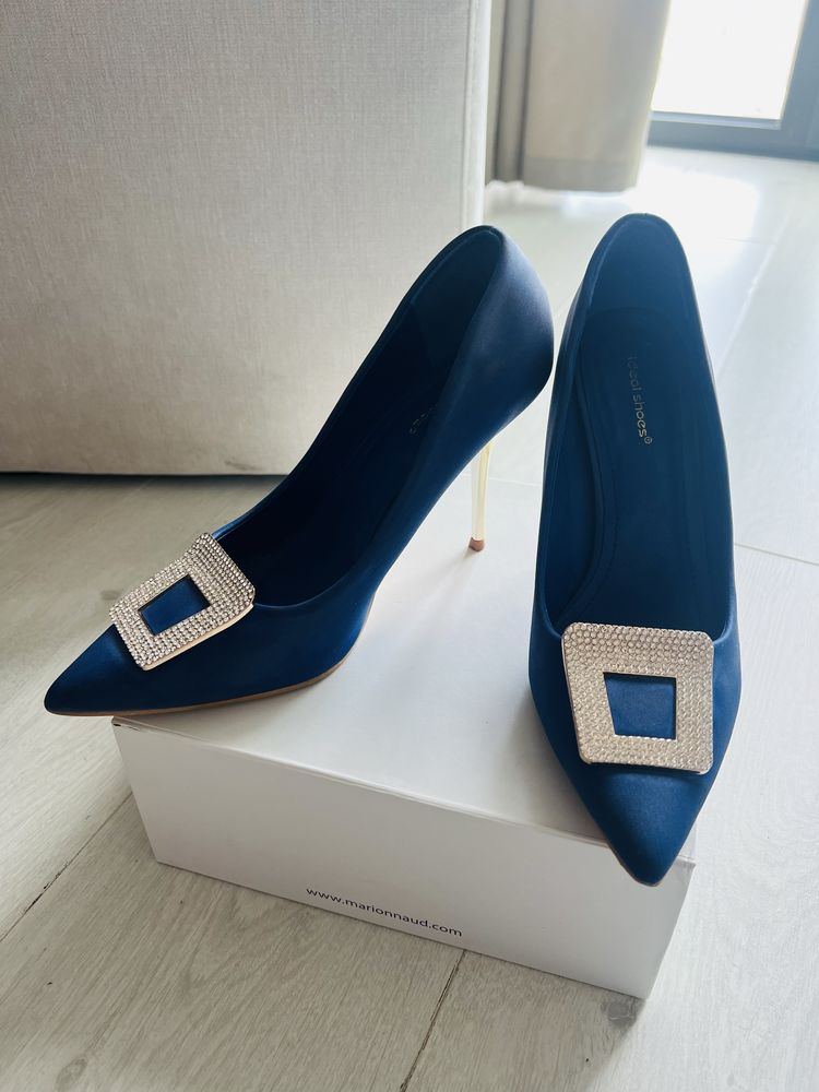 Pantofi Stiletto