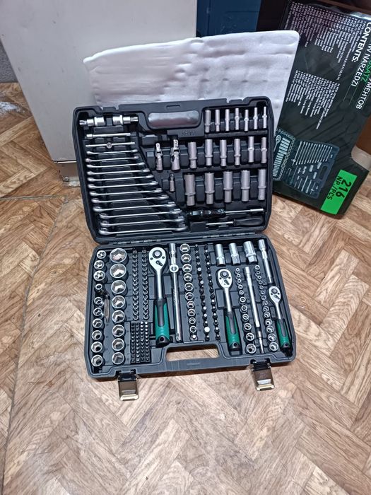 Акция набор ключей 216