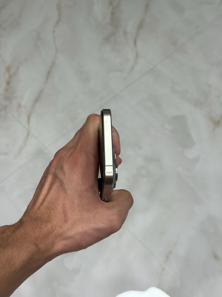 iPhone 15 Pro Max 256/88% ideal natural titan