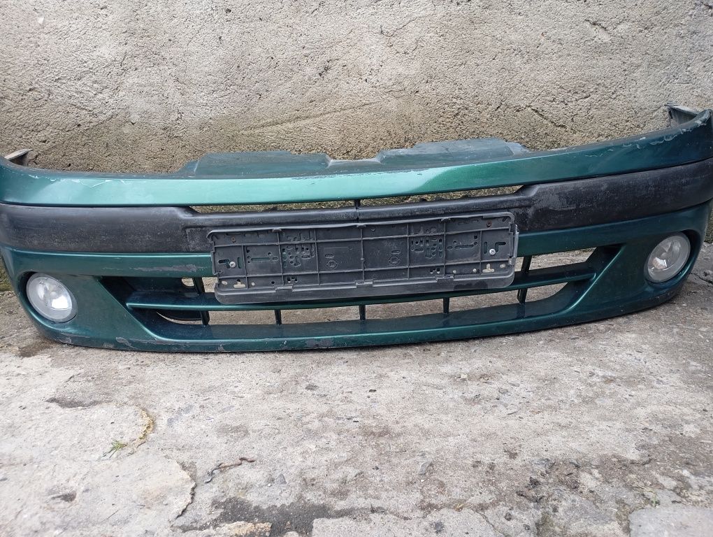 Предна броня Renault Scenic
