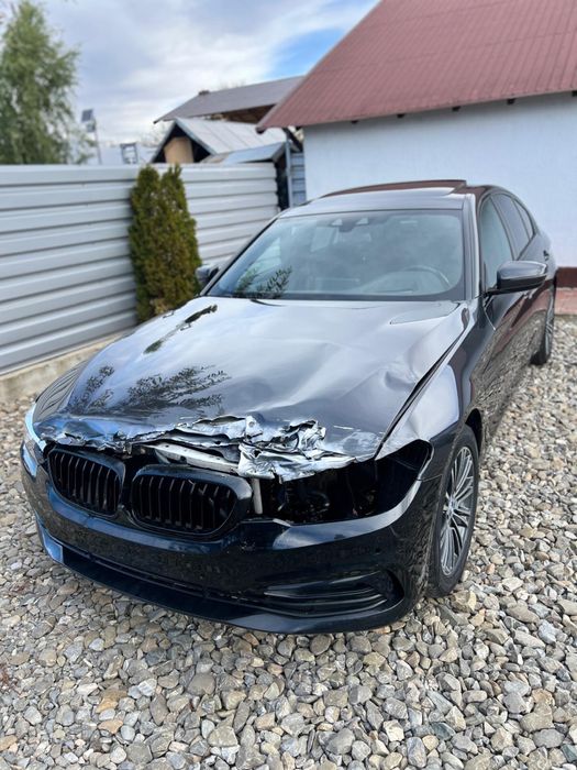 BMW SERIA 530e plug in hibrid, avariat, AVARAITE