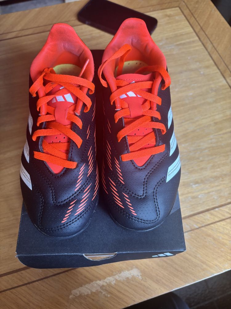 Детски стоножки Adidas Predator club TF J
