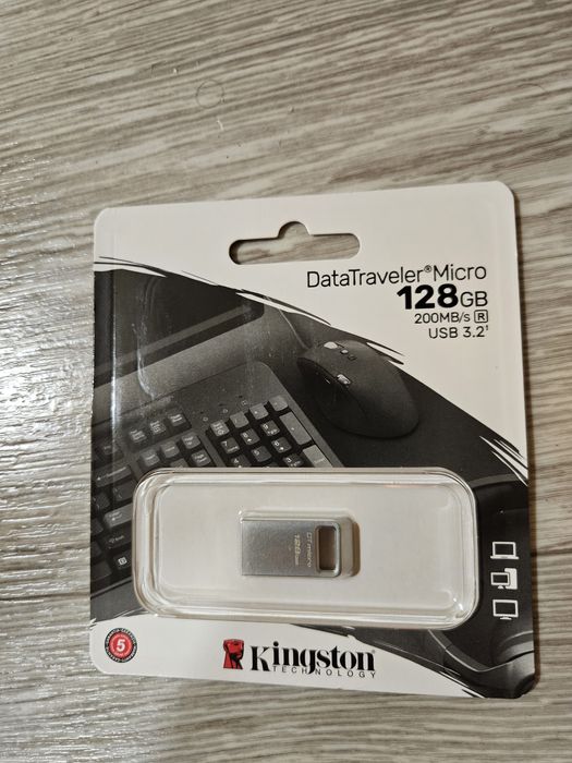 Stick Kingston 128 GB