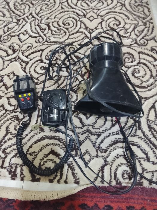 Сиренна кимга кизу боса