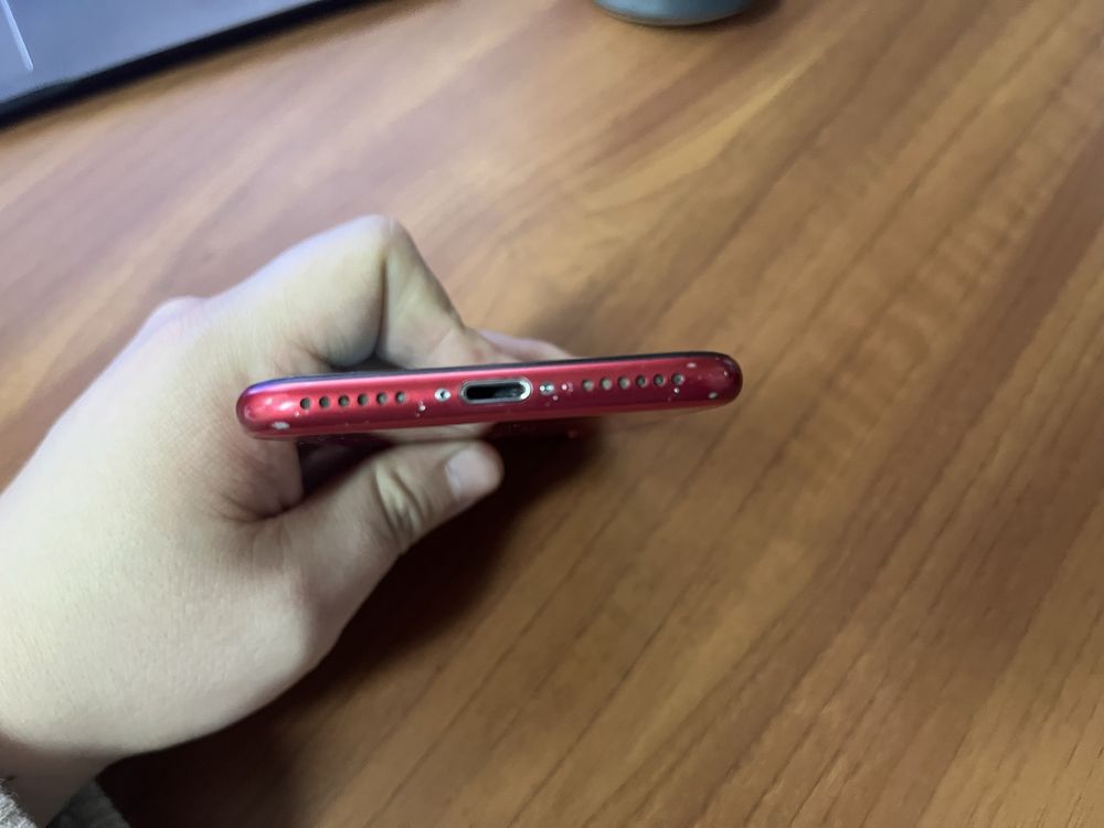 iPhone SE 2 (64 GB)