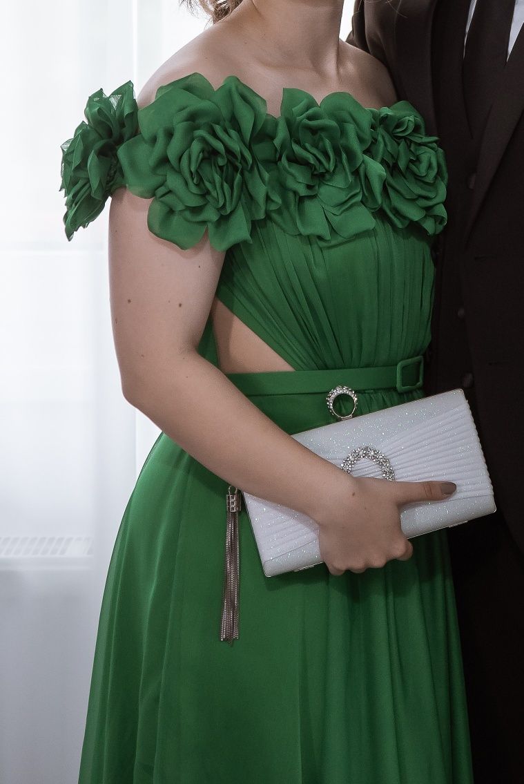 Rochie eleganta de nasa