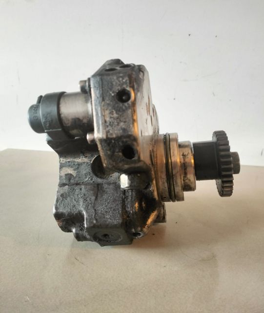 Pompa inalta presiune 3.0 cdi a6420700201 Mercedes-Benz ML W164 seria