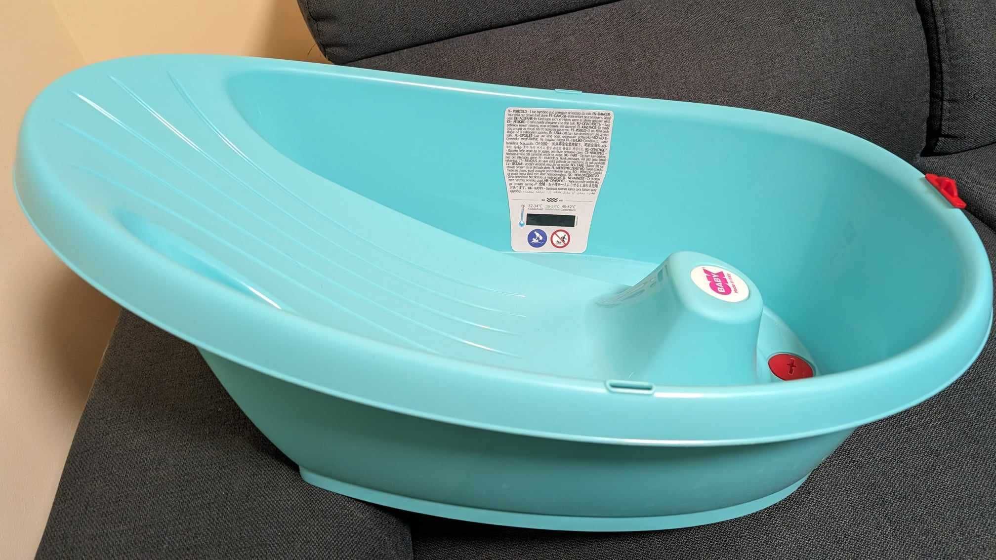 Бебешко корито / вана с вграден термометър за къпане
