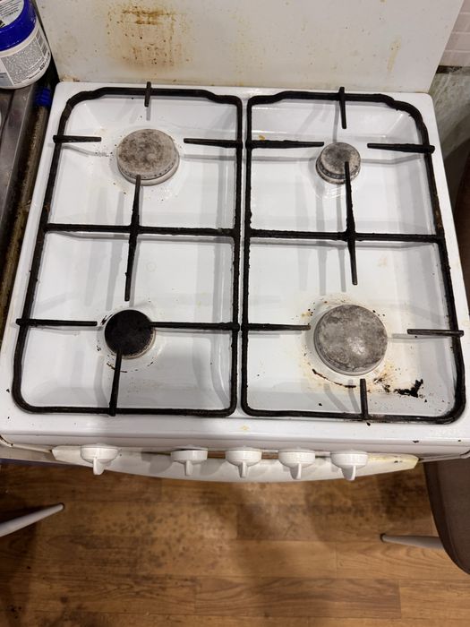 Продам газовую плиту