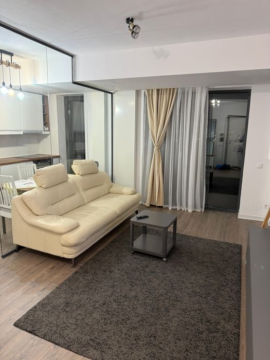 2 camere Cloud 9