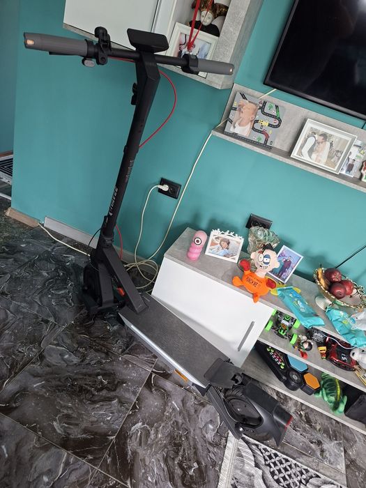 Trotineta electrica Navee