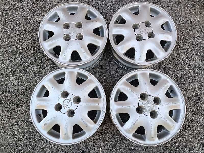 Продам оригинальные легкосплавные диски "Intra" на автомашину Opel