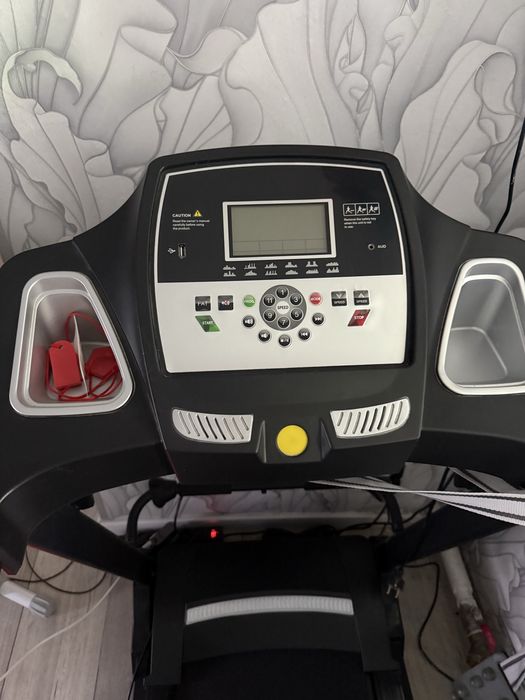 Продам беговую дорожку! Пользовались два раза