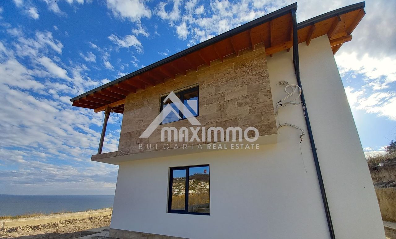 Продава се Къща в Балчик - 135 кв.м за 2000 €/кв.м - Снимка #1