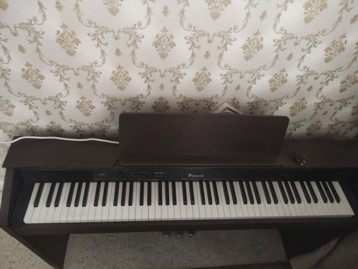 Цифровое пианино PX 860BN б/у