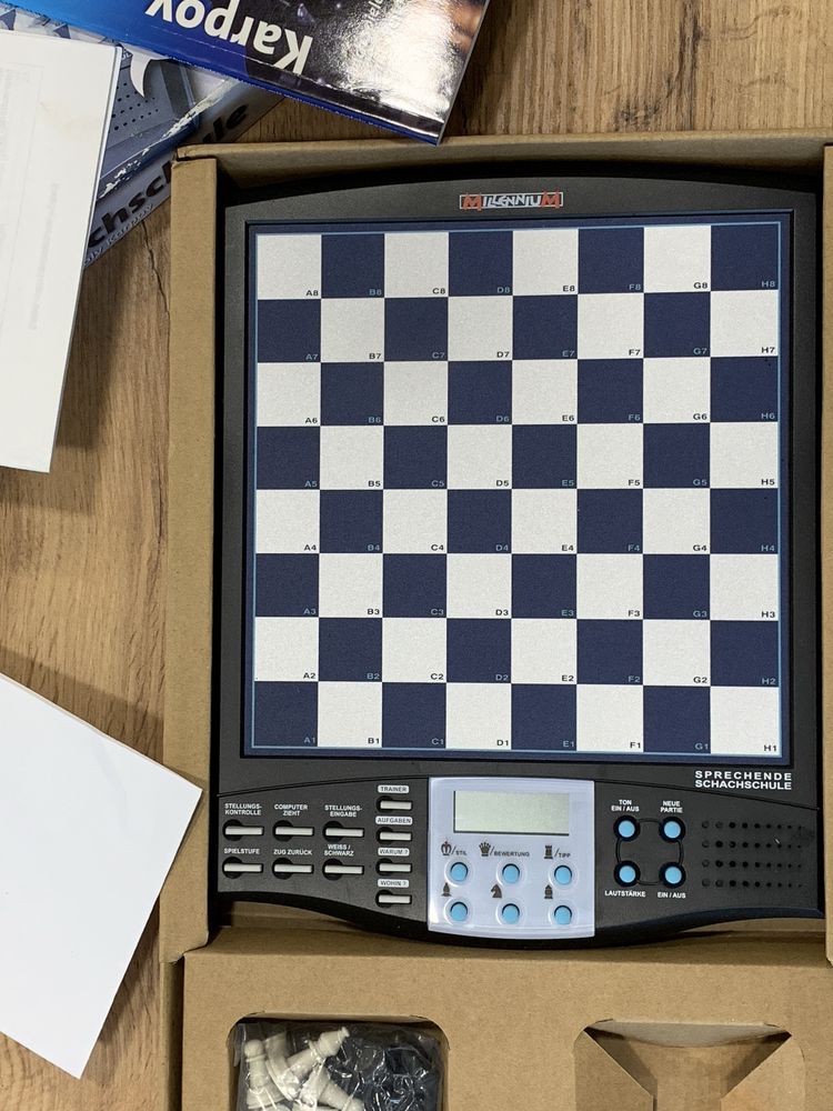 Шах компютър Millenium (Chess Karpov)