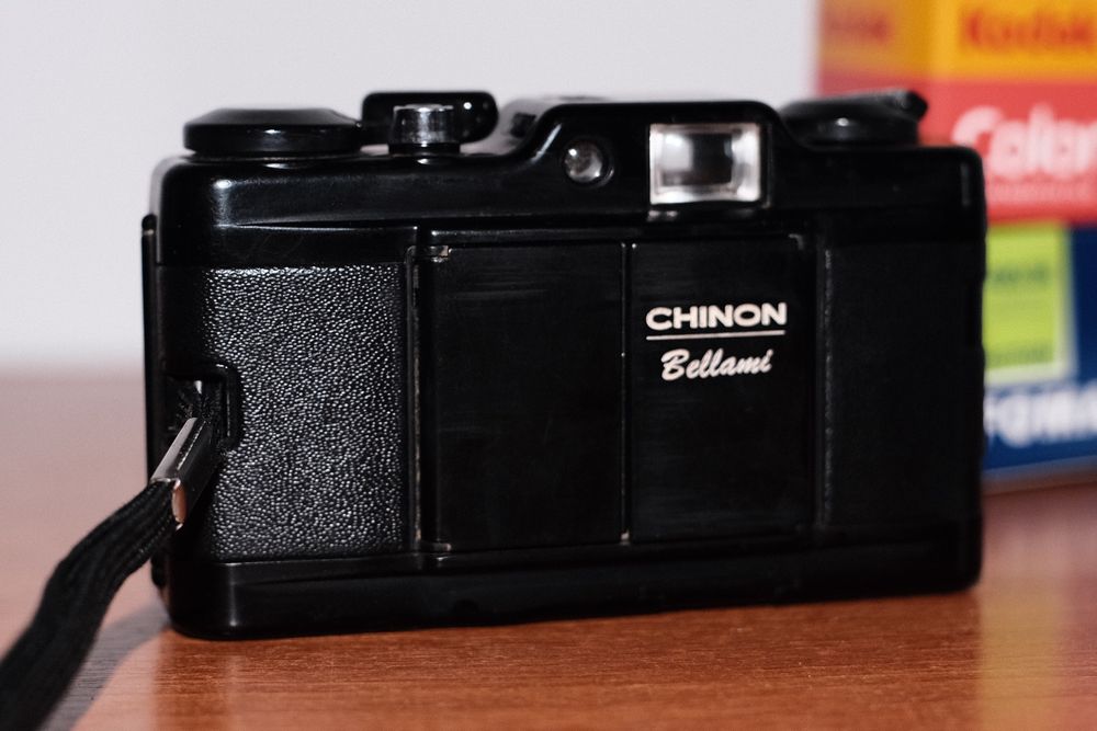 Chinon Bellami, point and shoot 35mm film