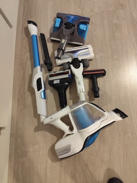 Aspirator vertical Rowenta Air Force 560 Aqua